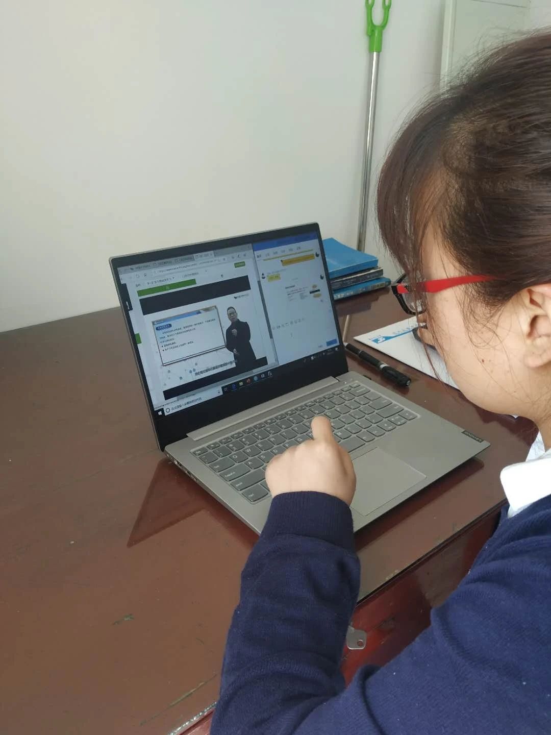 信息工程学院 常自娥.jpg