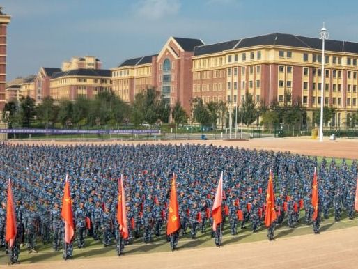 beat365官网唯一入口举行2024年学生国防教育暨军事训练总结表彰大会