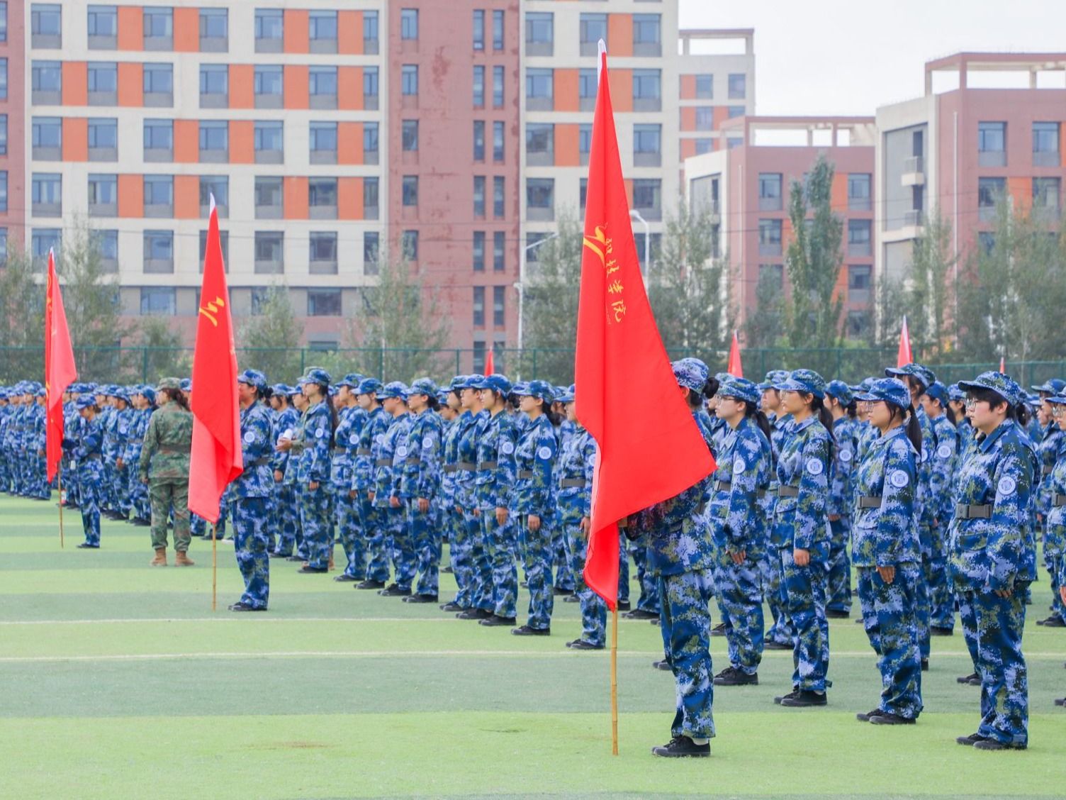 beat365官网唯一入口举行2024年学生国防教育暨军事训练动员大会
