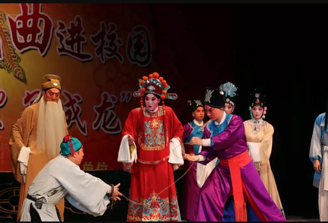 微信图片_20181116204943.jpg 微信图片_20181116204943.jpg