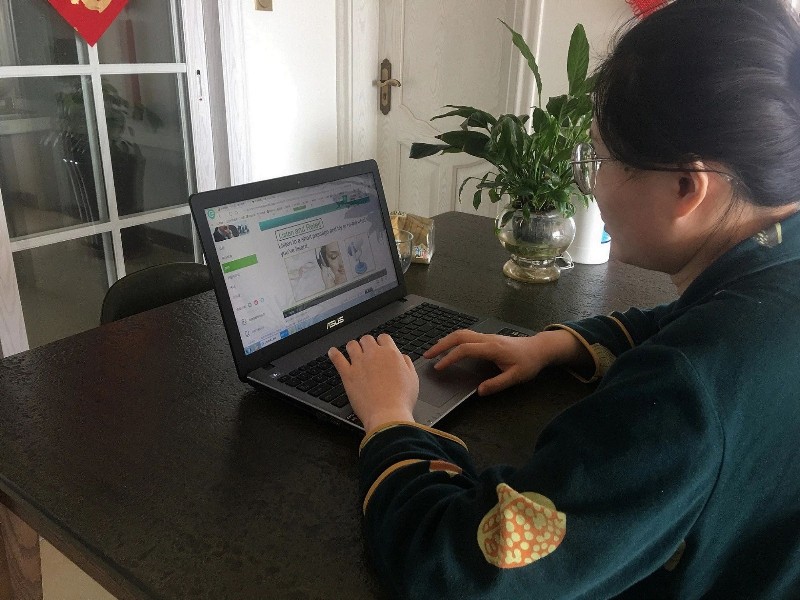 外国语学院 陶薪平.jpg