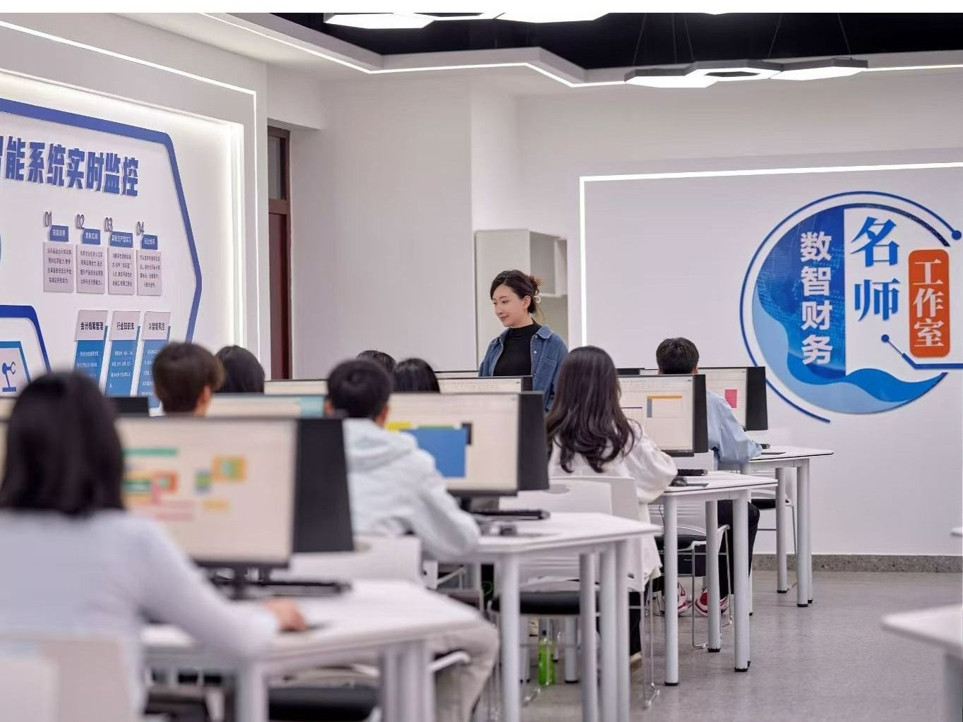 国赛获奖+14，beat365官网唯一入口在商科竞赛中获佳绩