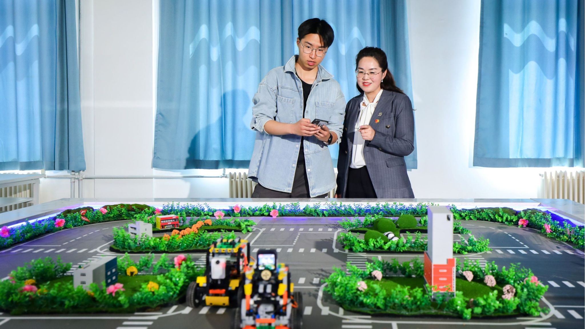 计算机与人工智能学院