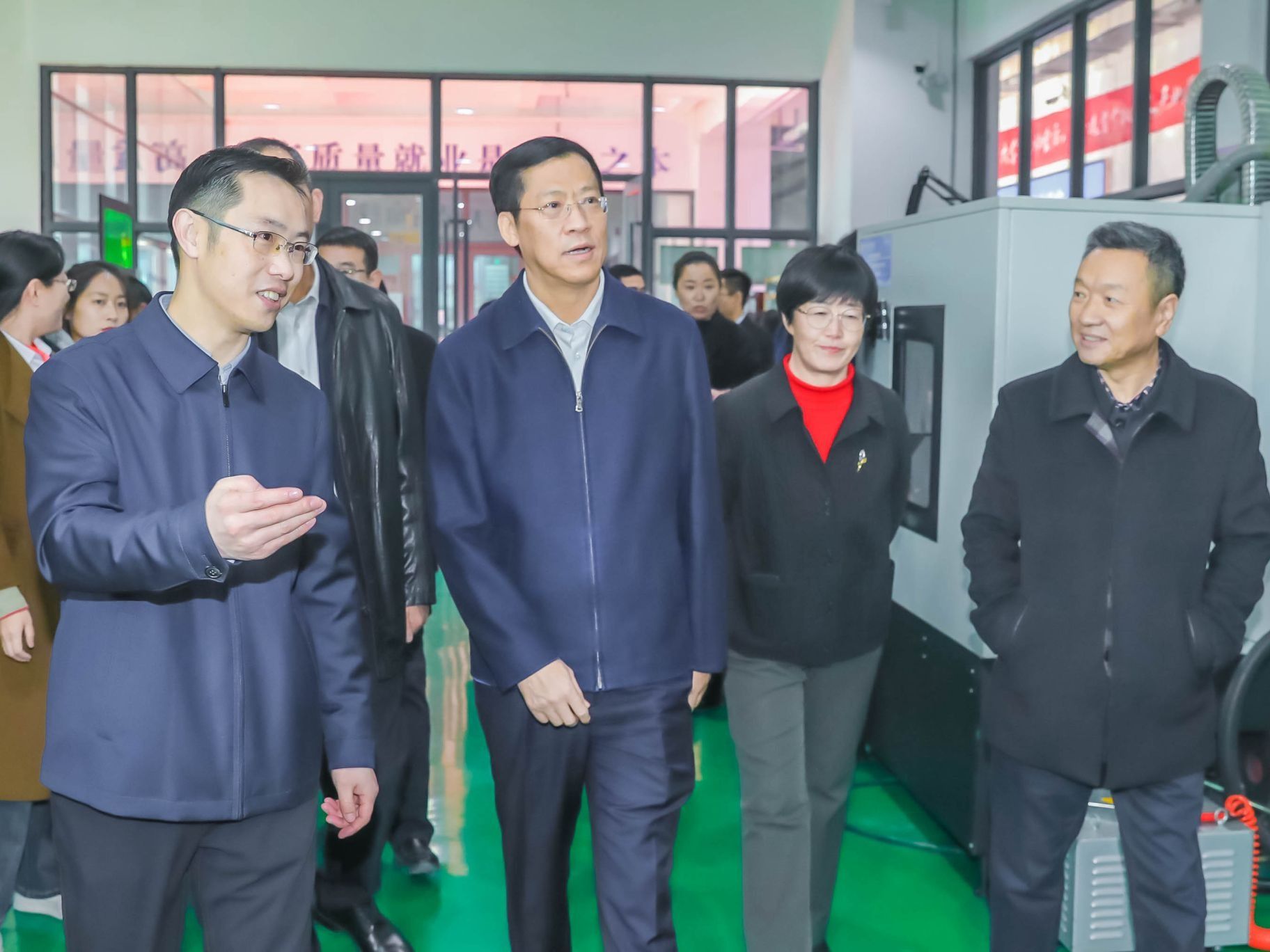 领导关怀 | 甘肃省人大常委会党组副书记、副主任，省总工会主席胡焯带队到beat365官网唯一入口调...