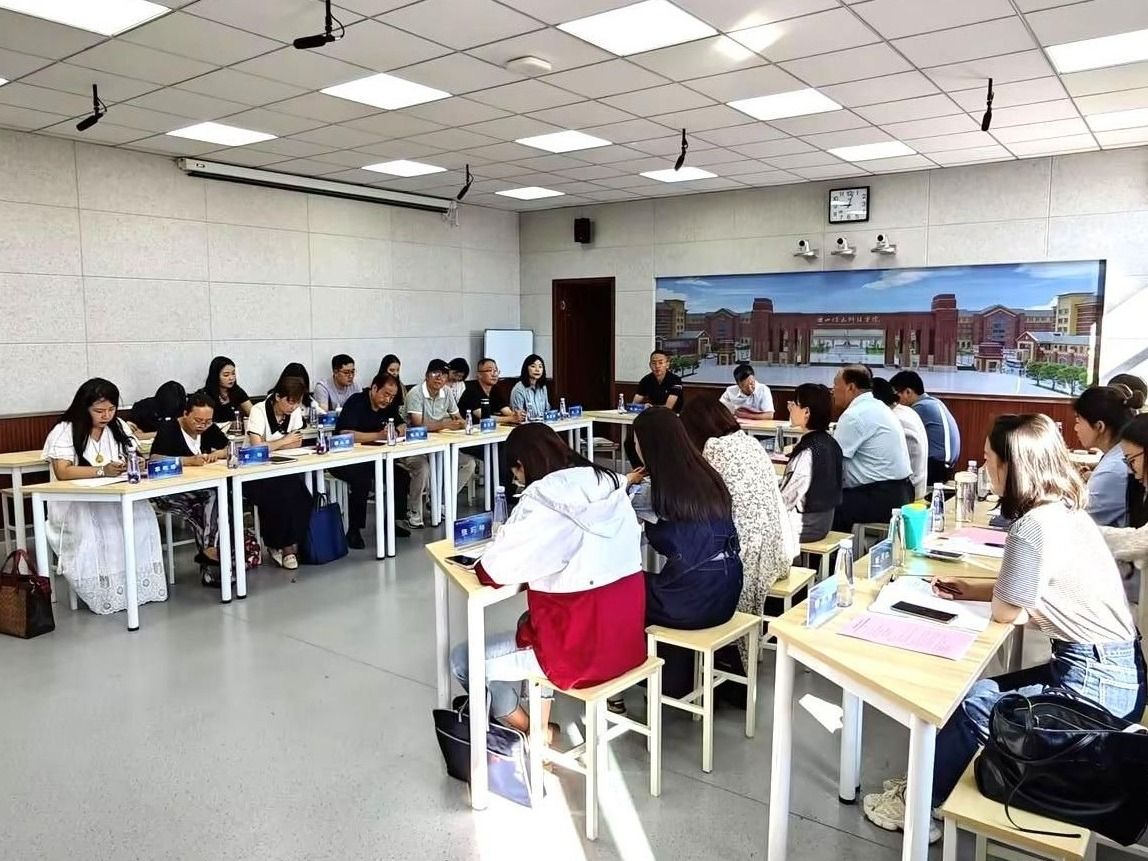 beat365官网唯一入口马克思主义学院召开“党的二十届三中全会精神”融入思政课教学集体备课会