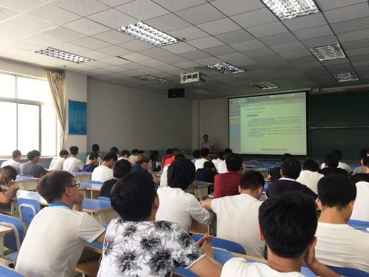 讲座图片1.jpg